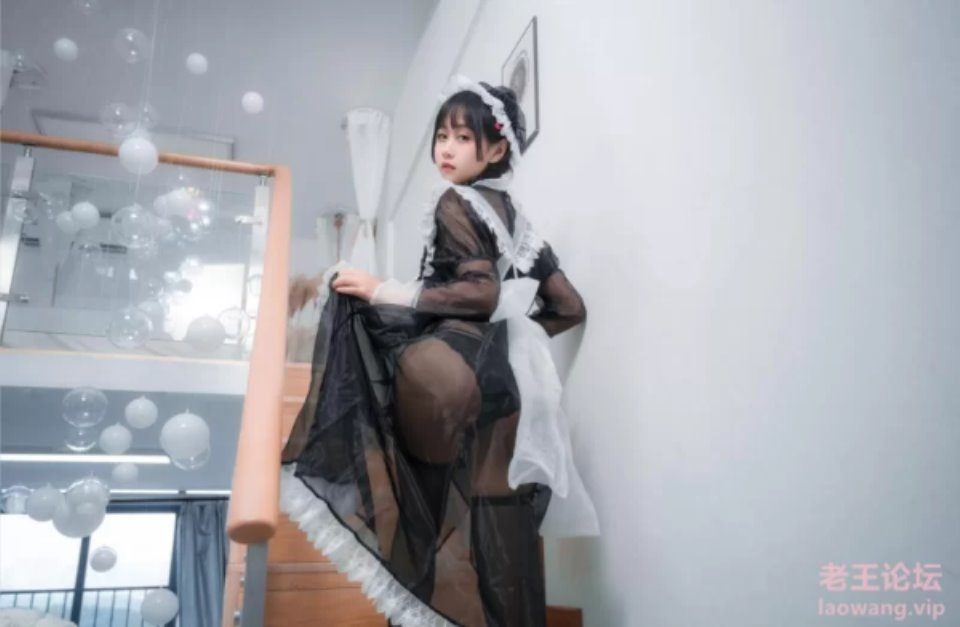 [国产coser] [转载搬运] 【cosplay-合集】萌芽儿-电子版贩售本三套合集 [74P+600M][百度盘]